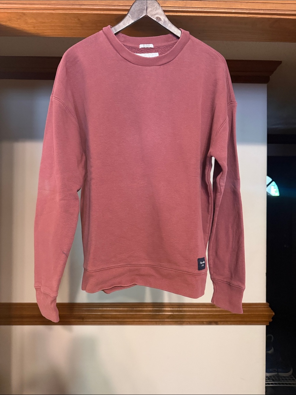 Abercrombie & Fitch Women’s Rose Crewneck Sweatshirt